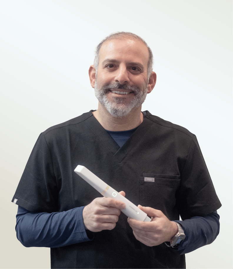 Dr. Isaac Tawil, experto en odontología digital